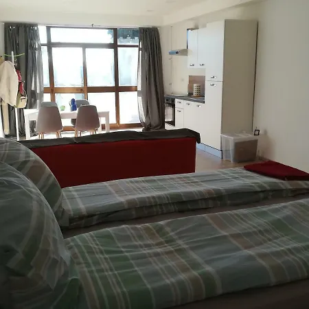 Cypress Hill Studio Apartment-rozna Dolina Appartement *