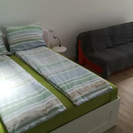 Appartement Cypress Hill Studio Apartment-rozna Dolina Nova Gorica